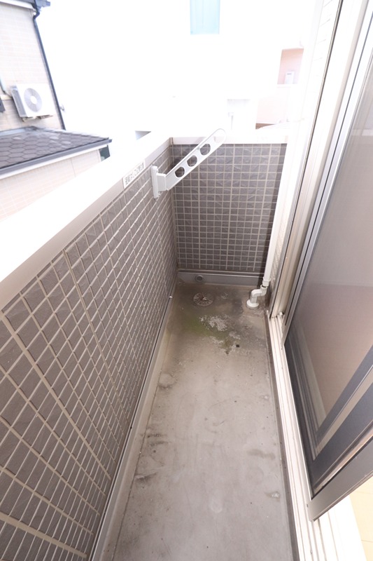 18/25 バルコニー