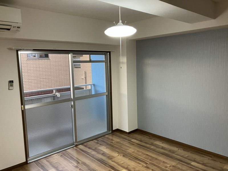 2/4 エントランス