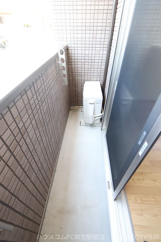 13/20 バルコニー