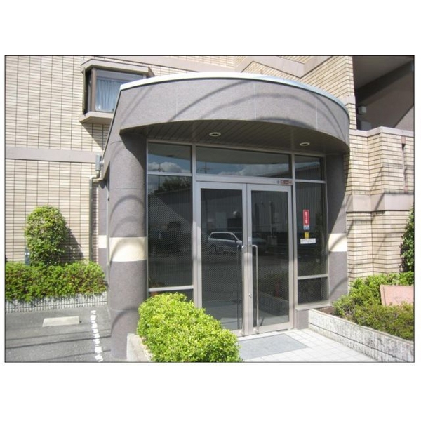 8/11 エントランス