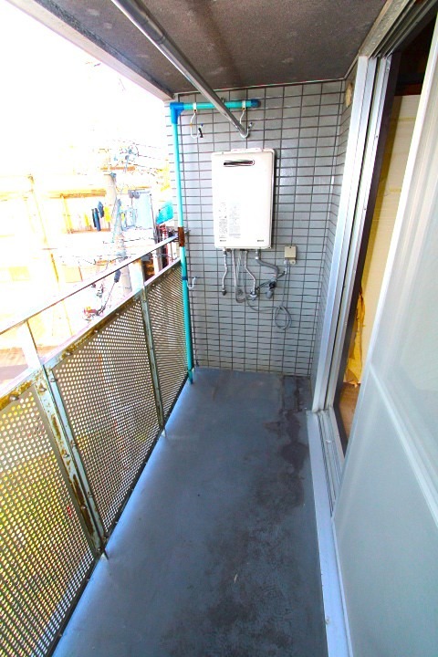 18/24 バルコニー