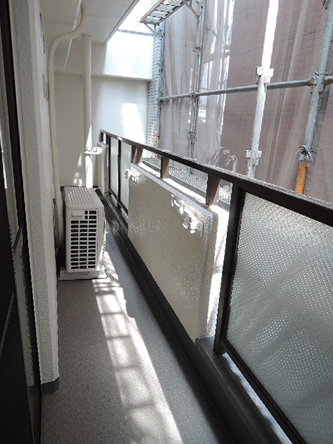 17/23 バルコニー