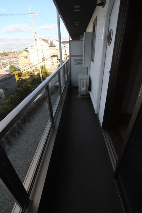 19/25 バルコニー