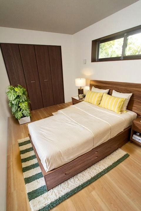 22/24 エントランス