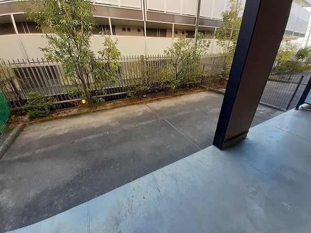 18/22 駐車場