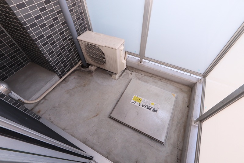 17/23 バルコニー