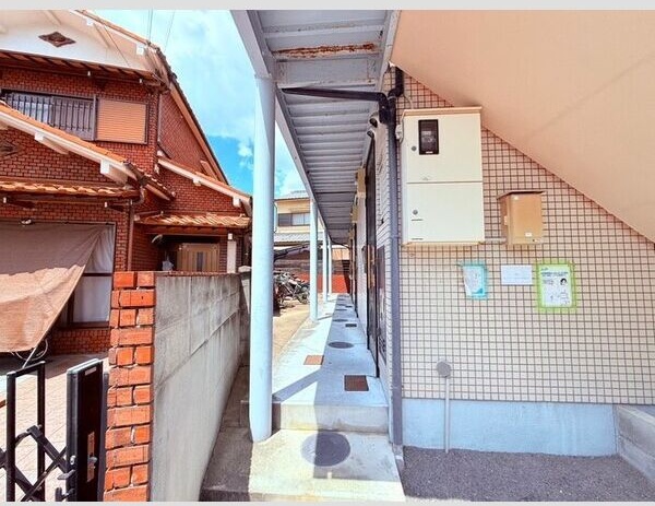 5/8 エントランス