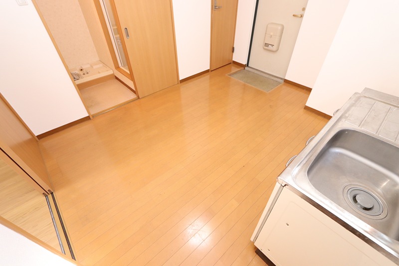 17/19 エントランス