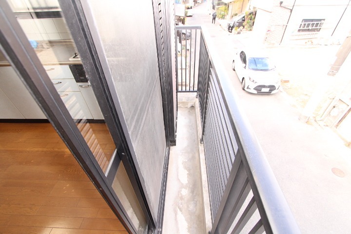 23/30 バルコニー