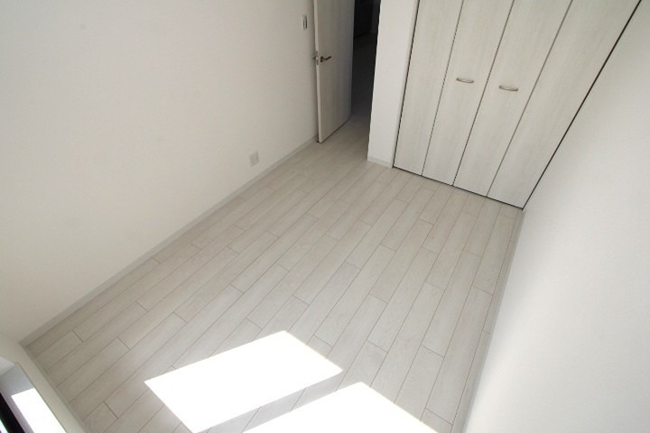 26/29 エントランス