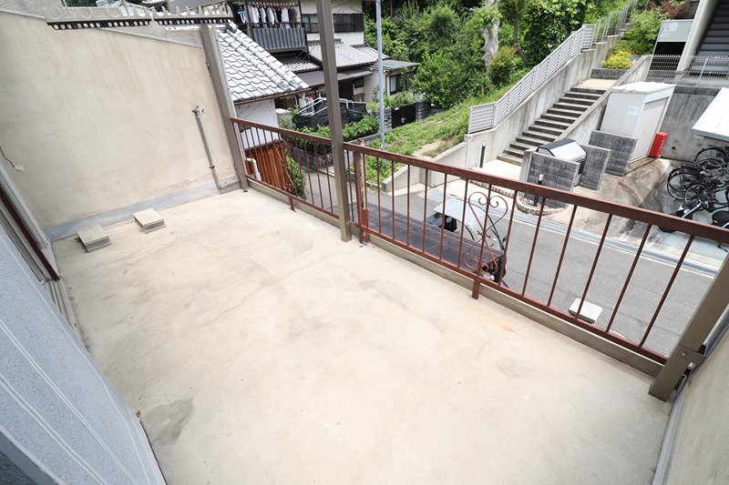 18/25 バルコニー