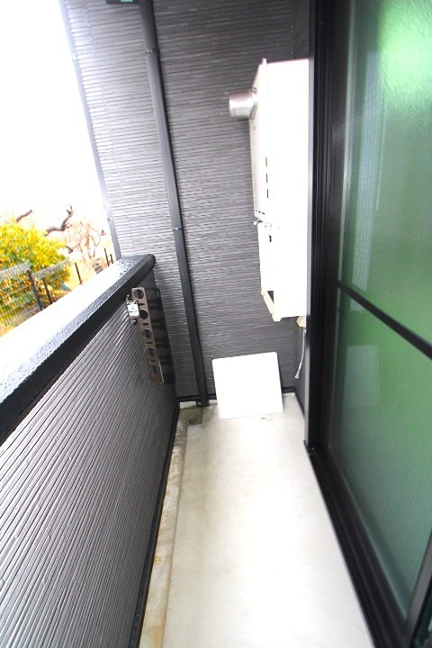 13/20 バルコニー