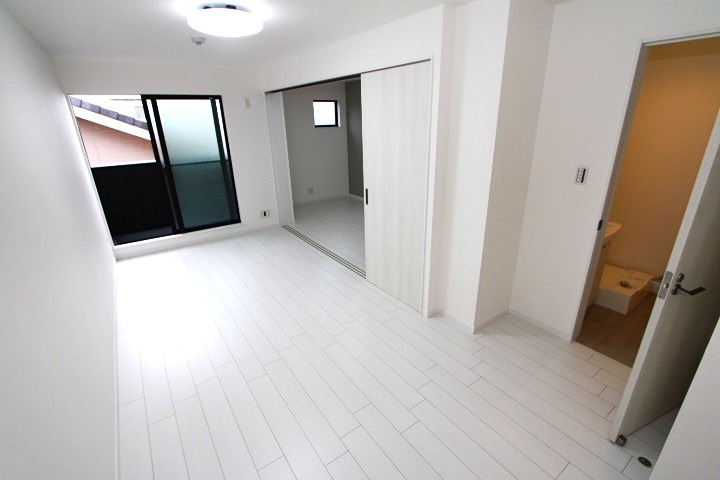 18/20 エントランス