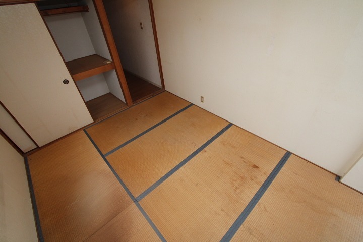 16/18 エントランス