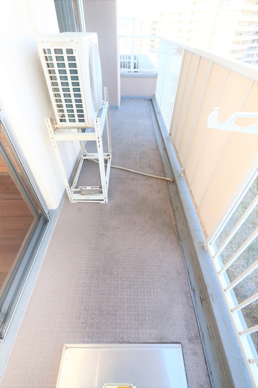 17/23 バルコニー