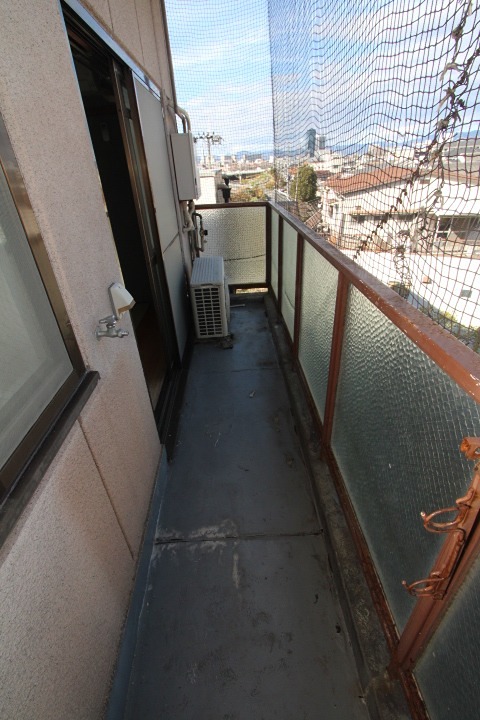 16/22 バルコニー