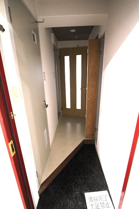 5/18 玄関