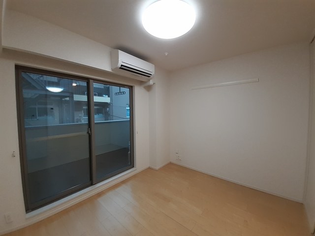 19/22 エントランス