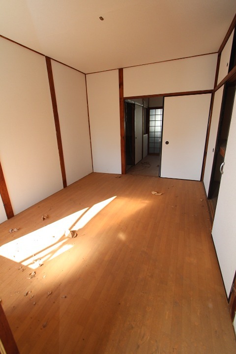 23/25 エントランス