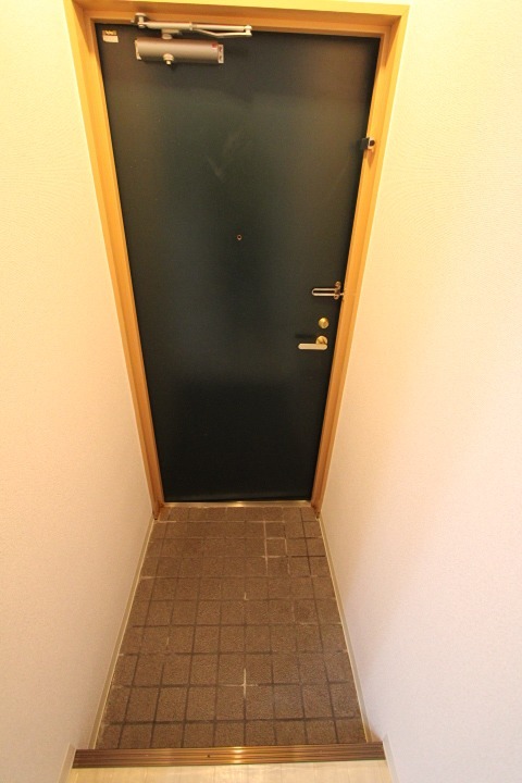 19/22 エントランス