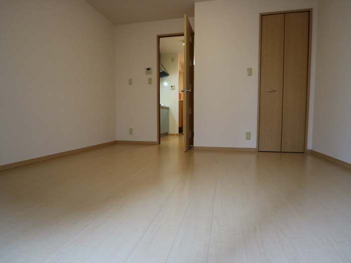 25/30 エントランス