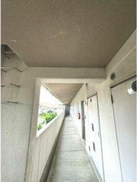 19/30 バルコニー