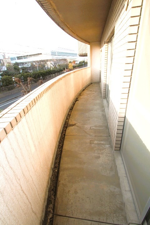 21/30 バルコニー