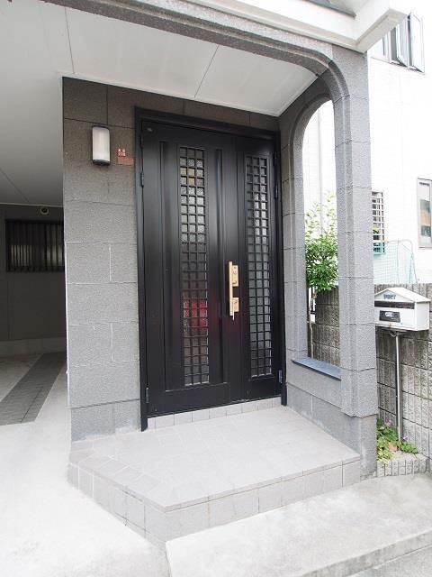 17/19 エントランス