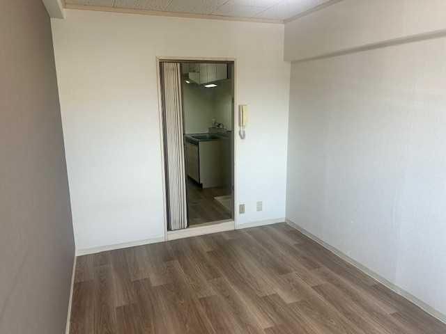 28/30 エントランス