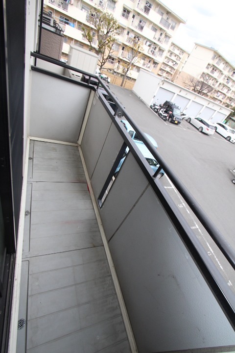 19/27 バルコニー