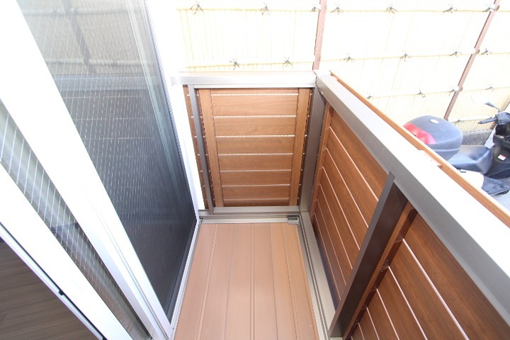 13/19 バルコニー