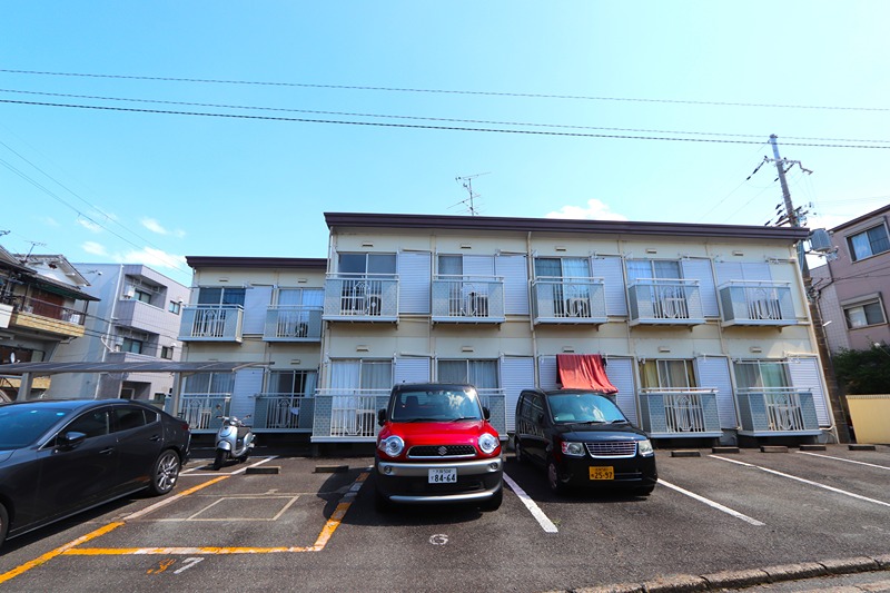 16/18 エントランス