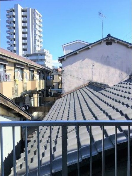 13/19 バルコニー