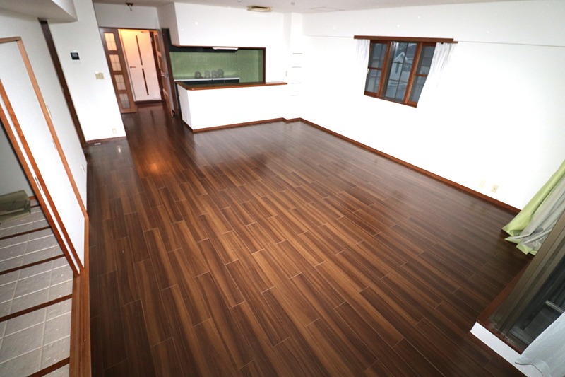 17/19 エントランス