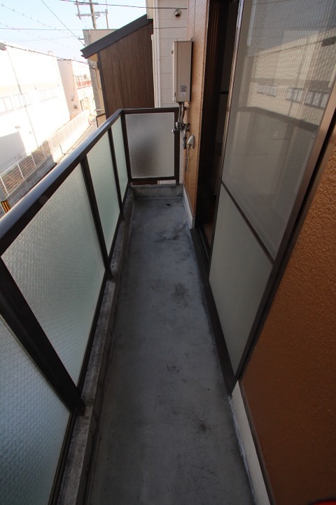 22/27 バルコニー