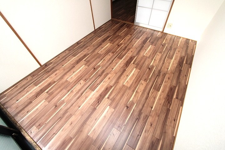 2/4 エントランス