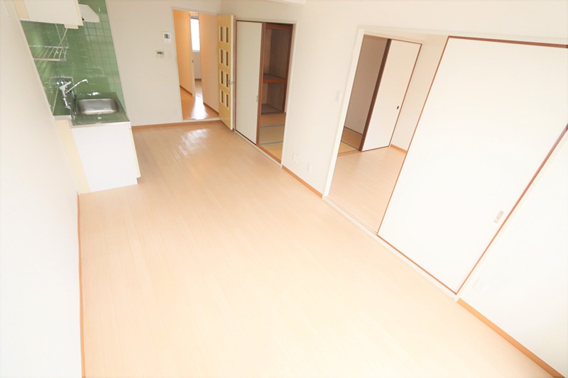 2/4 エントランス