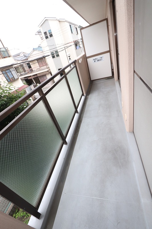 13/18 バルコニー