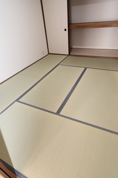 24/26 エントランス