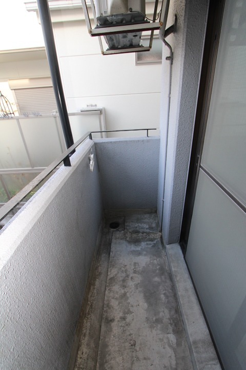 13/20 バルコニー