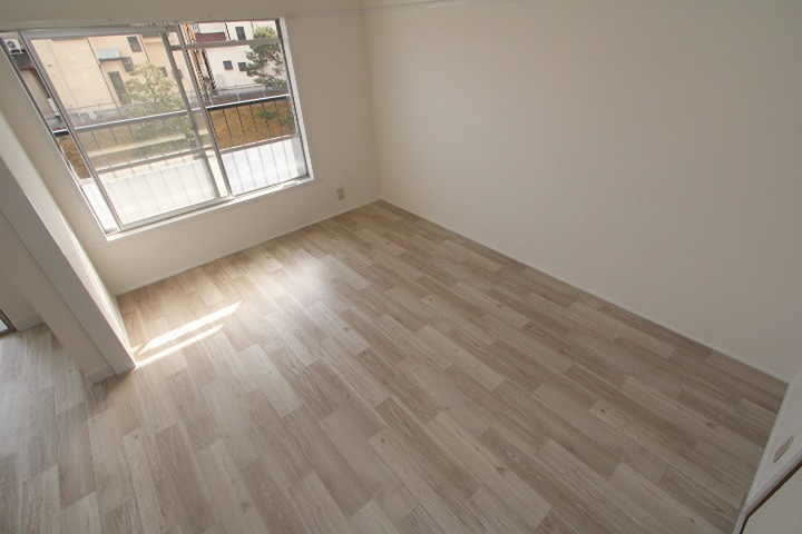 20/22 エントランス