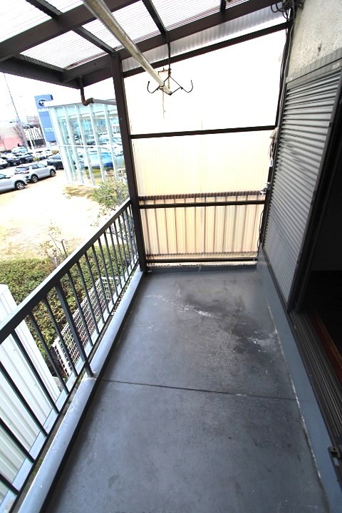 19/25 バルコニー