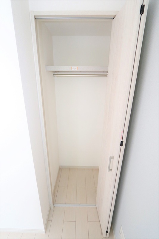 16/19 エントランス