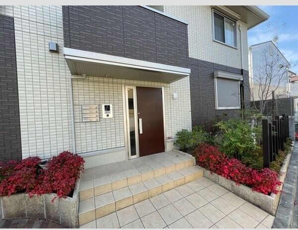 2/5 エントランス