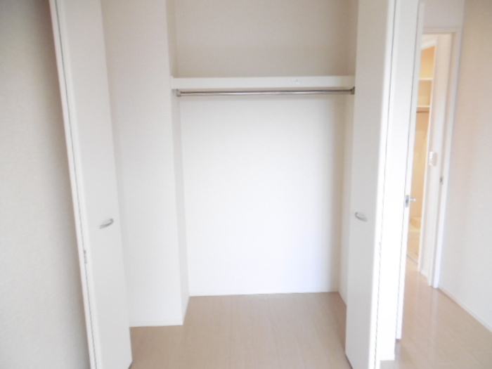 16/27 エントランス