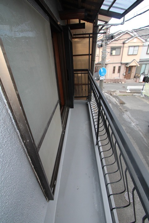 21/27 バルコニー