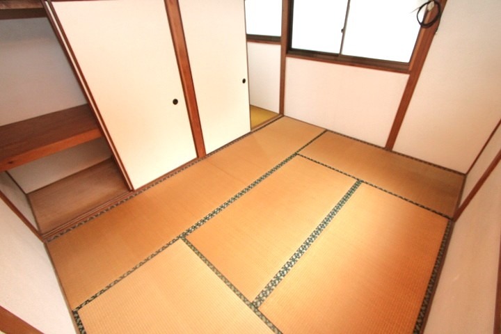 21/23 エントランス