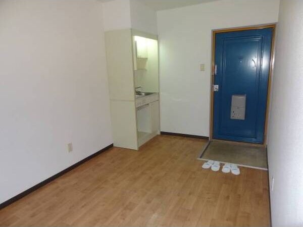 17/19 エントランス