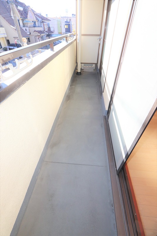 13/19 バルコニー
