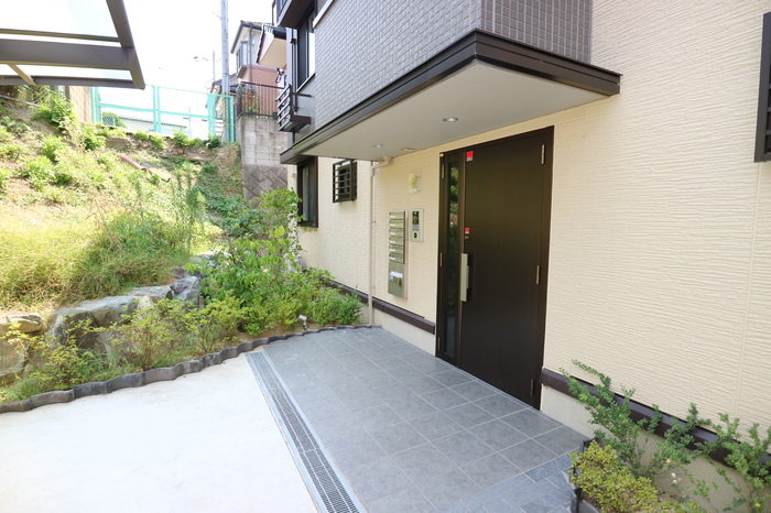 19/24 エントランス